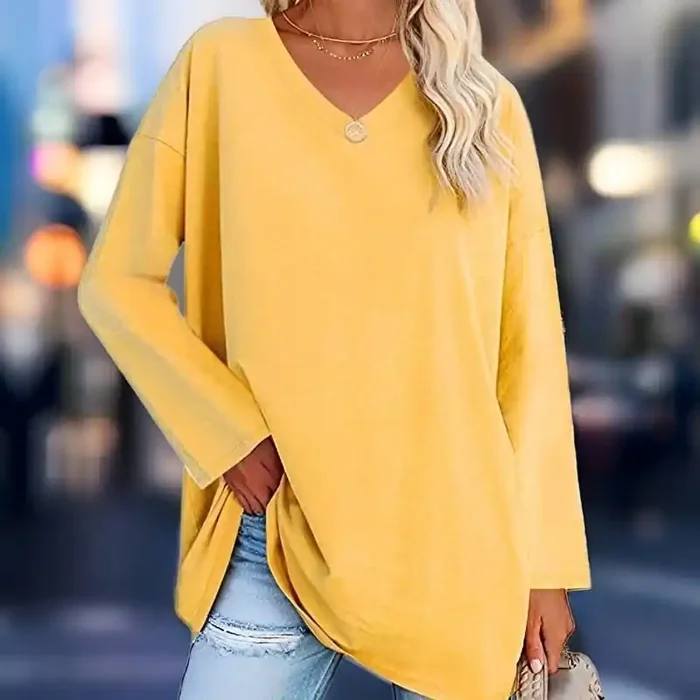Camiseta de manga larga con escote en V – Elegancia y confort