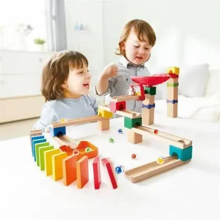 Circuito canicas Rapid Marble Run con Domino 50 piezas HAPE