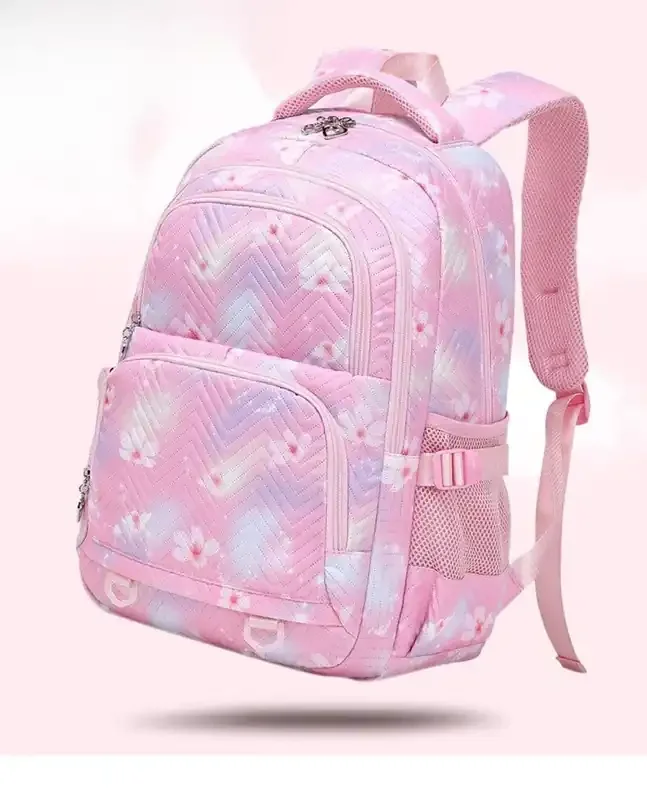Cómoda cartera con costuras reforzadas.
