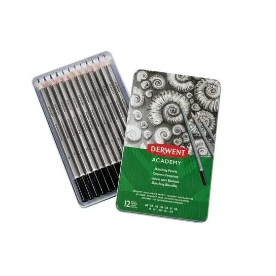 Derwent Academy Sketching Lata de 12 Lapices de Grafito Hexagonales de Durezas Surtidas – Especial para Bocetos – Cuerpos de Madera Natural – Faciles de Afilar – Resistentes a la Rotura