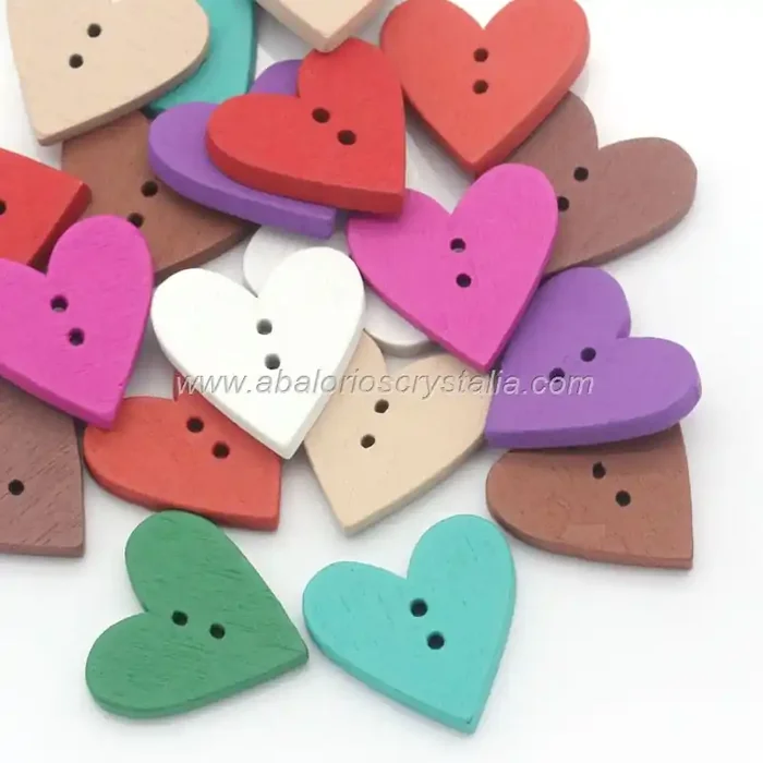 MIX DE 5 BOTONES MADERA DOS AGUJEROS CORAZON COLORES 24x23mm