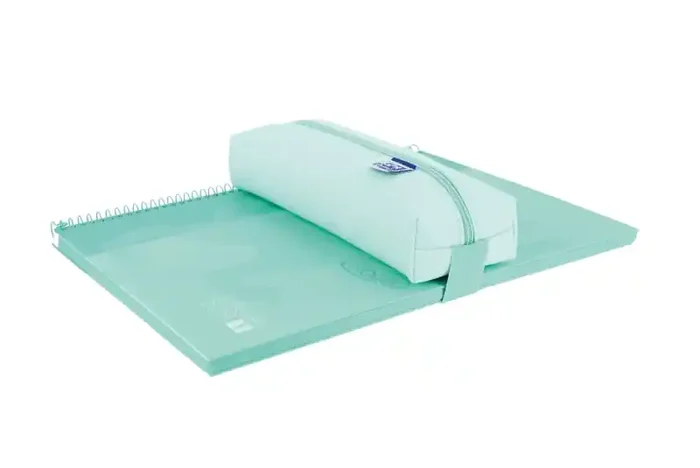 Oxford Live & Go Estuche Rectangular Mediano – Material Acolchado – Goma Elastica para unirlo al Cuaderno – Color Azul