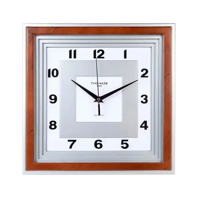 Reloj de parde Timemark cuadrado con marco plateado y color madera tamaño 31×31 cm