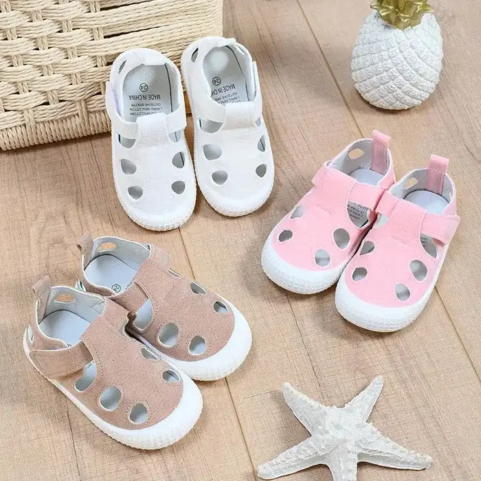 Sandalias de playa transpirables para bebés y niñas.