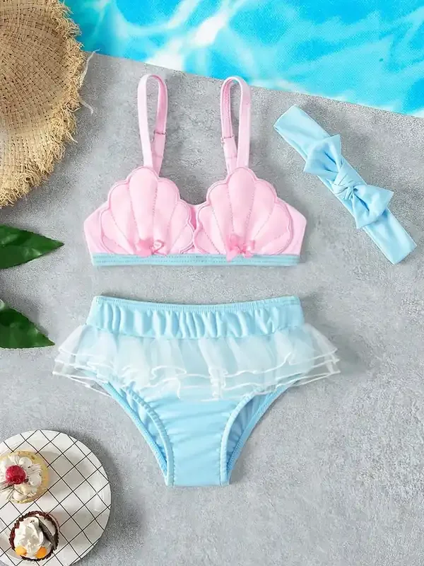 Traje de baño con volantes de concha para niña